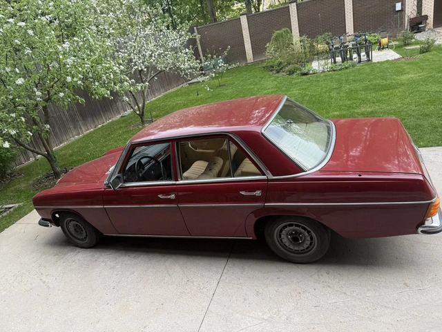 Mercedes-Benz W114 — фото 4